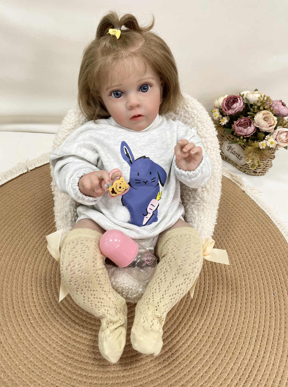 Clara – 60 cm / 24-Inch Soft Silicone Reborn Baby Girl Doll with 3D Painted Features and Hand-Implanted Hair