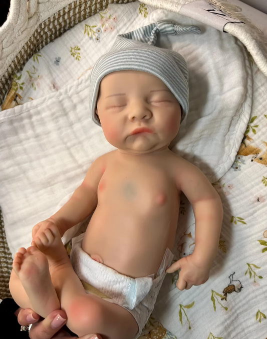 Levi the Playful 40cm Full Body Hyper realistic Silicone Reborn Boy – A Lifelike Companion